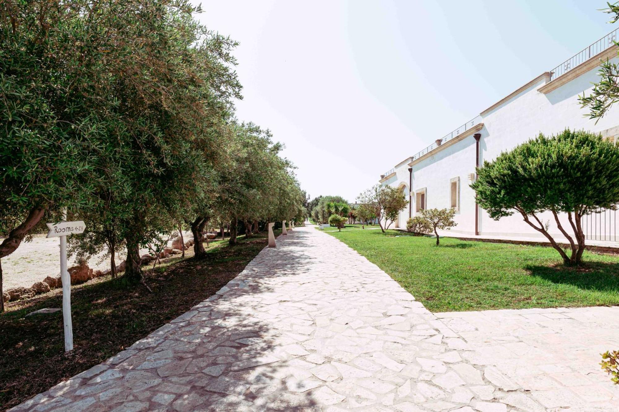 Casale Del Murgese Country Resort Savelletri Exteriör bild